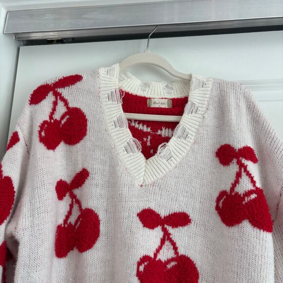Altard State Women’s Cherry Novelty Print V Neck Sweater Size M Cozy - Picture 8 of 14
